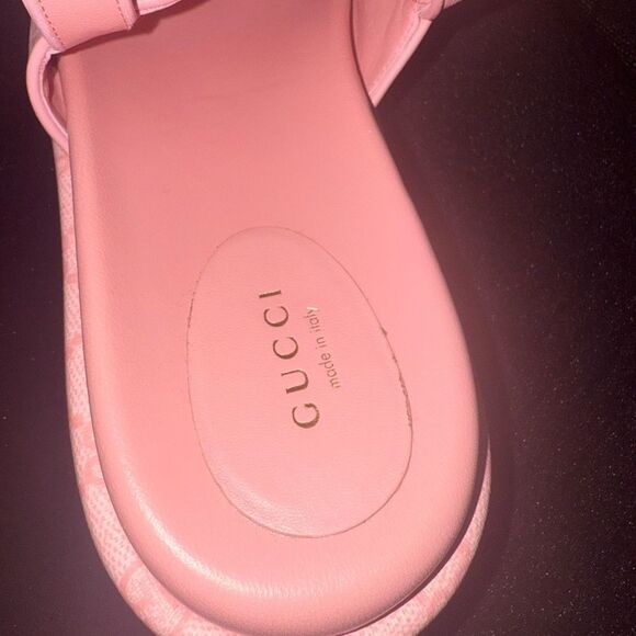 Brand new Gucci Pink  Slide Sandals size 10 - Picture 4 of 9
